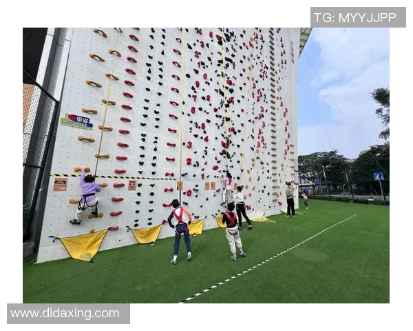 深圳攀岩队勇攀高峰的极限运动联赛特别报道与突破历程回顾